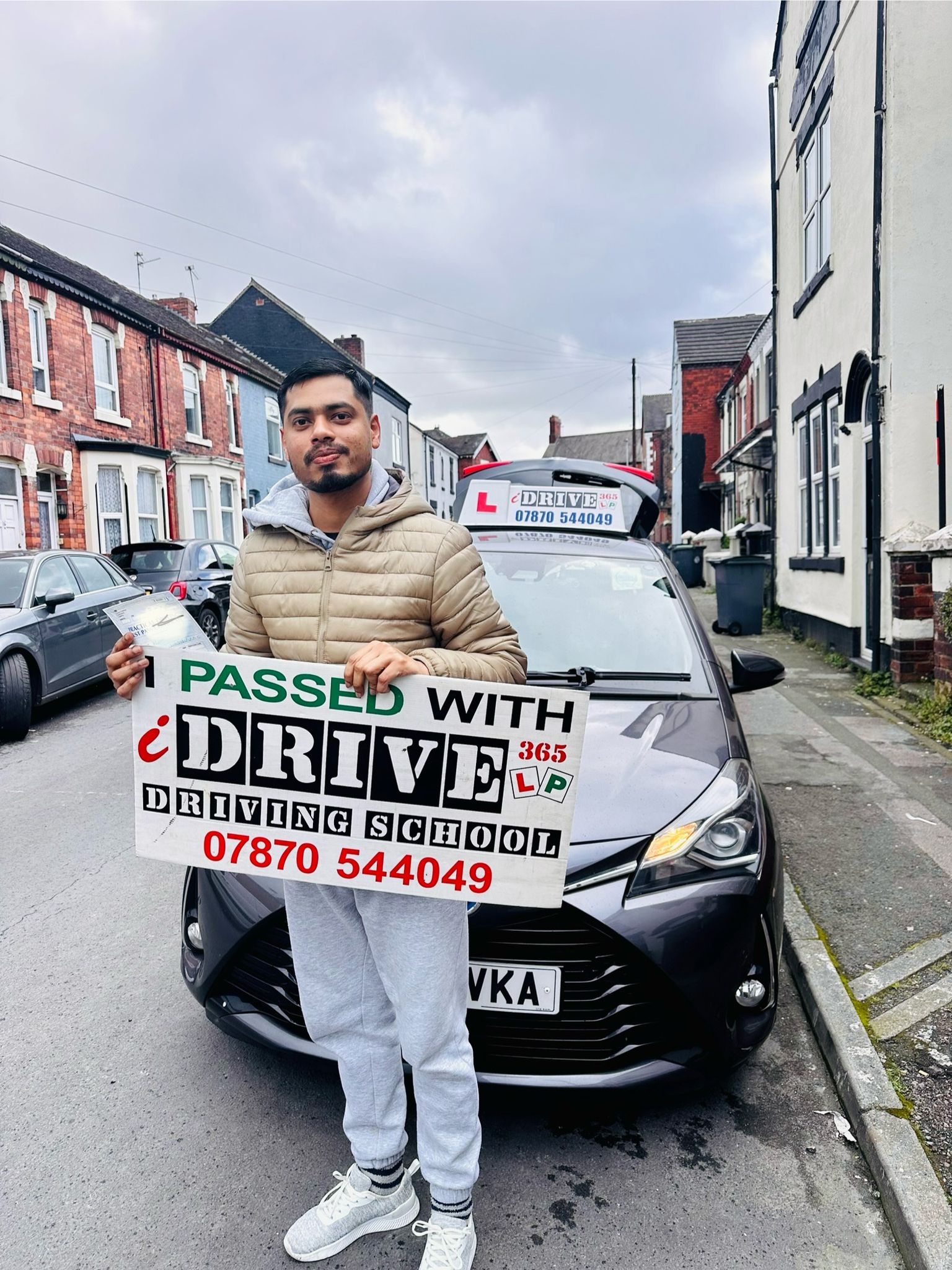 Altaf-ur-Rahman driving lesson showcase 3